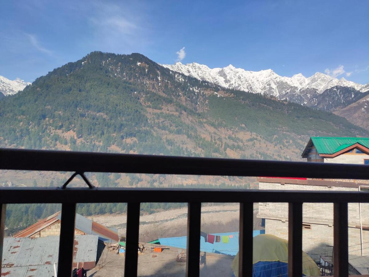 Roop Mountain Homestay Manāli エクステリア 写真