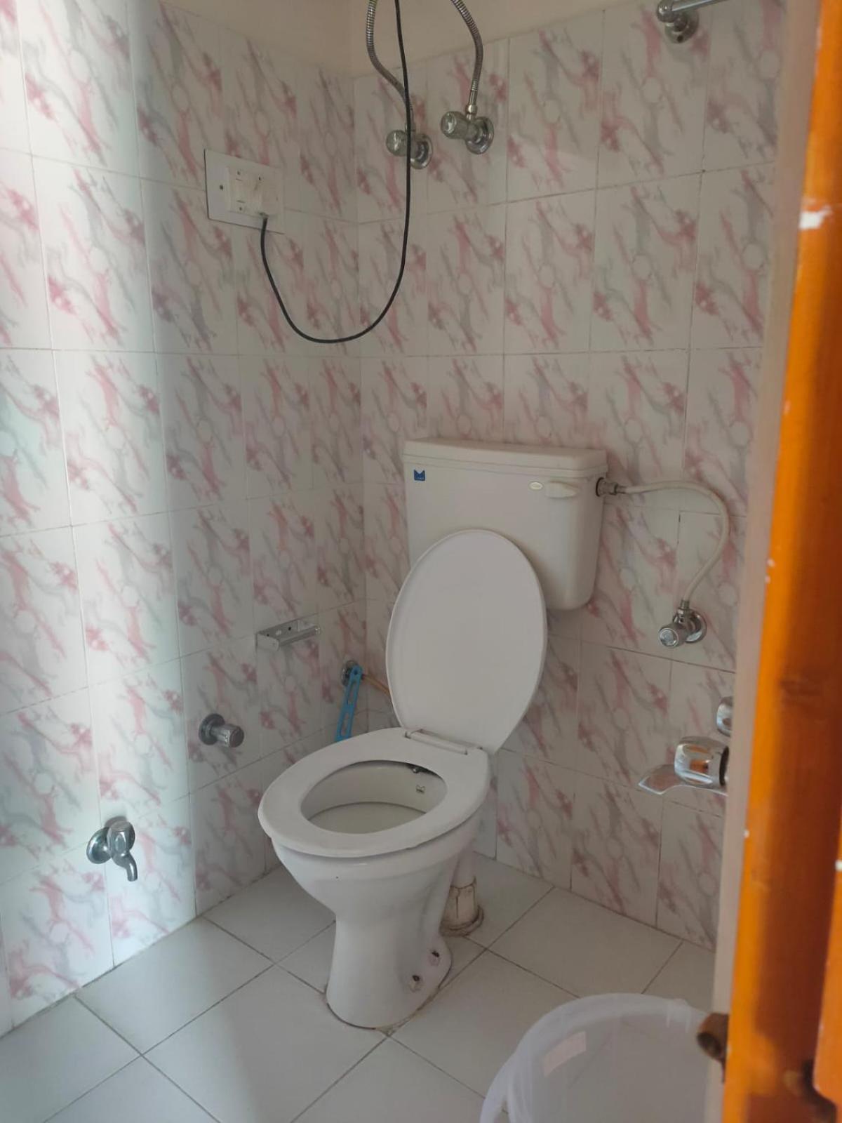 Roop Mountain Homestay Manāli 部屋 写真